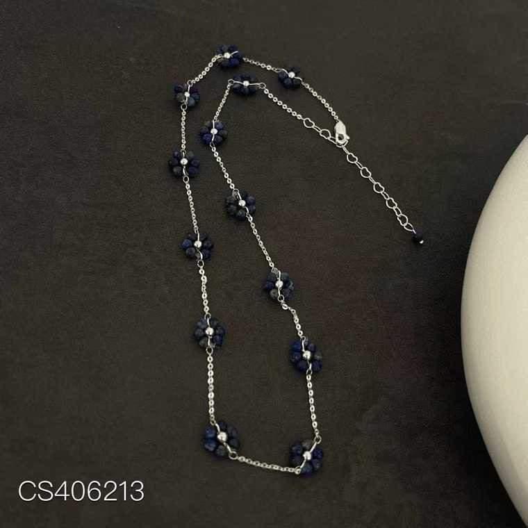 Chain Necklace With Flower-Shaped Beads